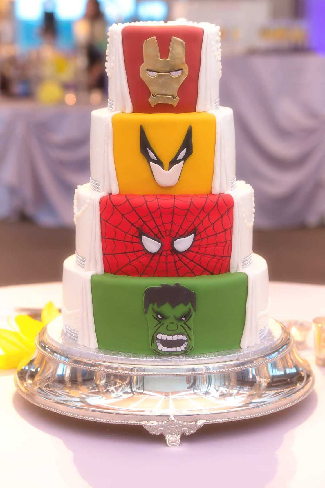 Spiderman cake design