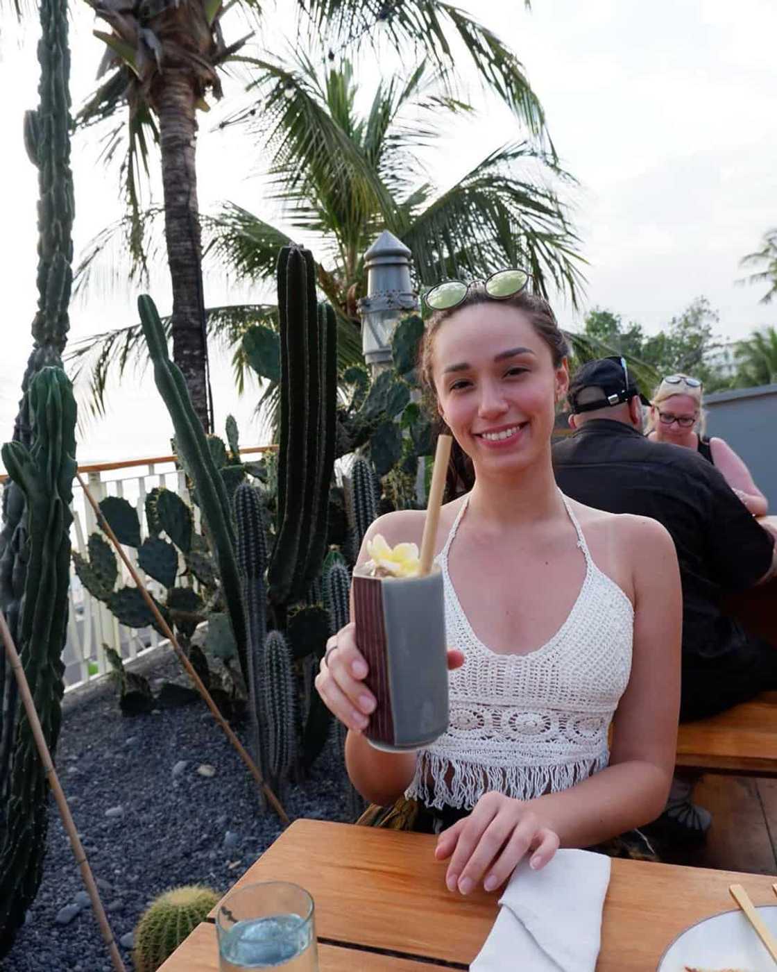 Phoebe walker Phoebe walker