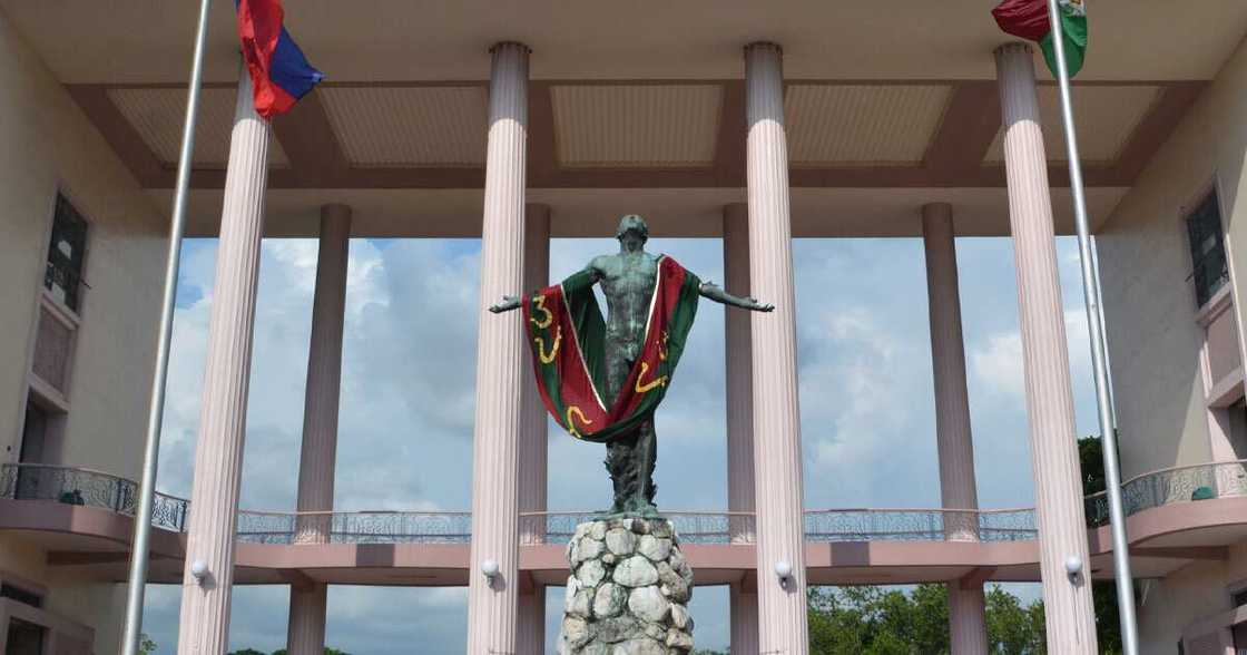Stabbing incident sa UP Diliman, ikinabahala ng publiko Stabbing incident sa UP Diliman, ikinabahala ng publiko