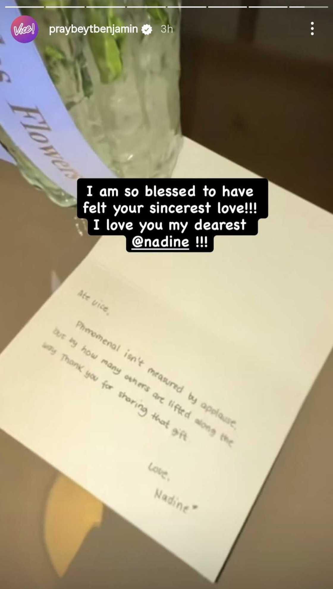 Vice Ganda, na-touch, may pasilip sa heartfelt letter ni Nadine Lustre Vice Ganda, na-touch, may pasilip sa heartfelt letter ni Nadine Lustre