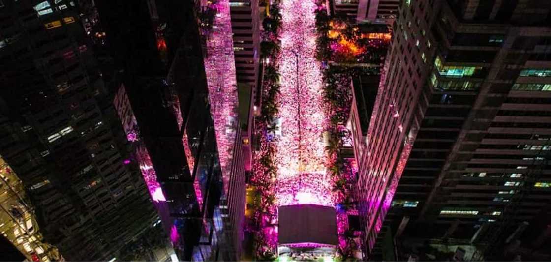 Lalaking dumali sa "Pasiglaban," binahaging naibalik sa kanya ang nawalang wallet Lalaking dumali sa "Pasiglaban," binahaging naibalik sa kanya ang nawalang wallet