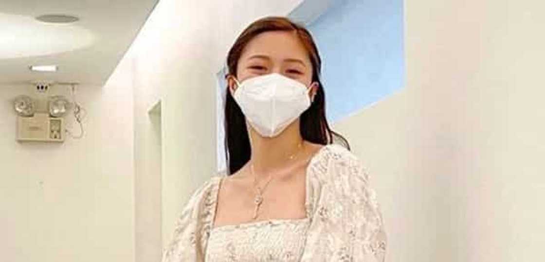 Kim Chiu, unang biniktima si Teddy Corpuz sa kanyang, "Di ako Pilipino" prank Kim Chiu, unang biniktima si Teddy Corpuz sa kanyang, "Di ako Pilipino" prank
