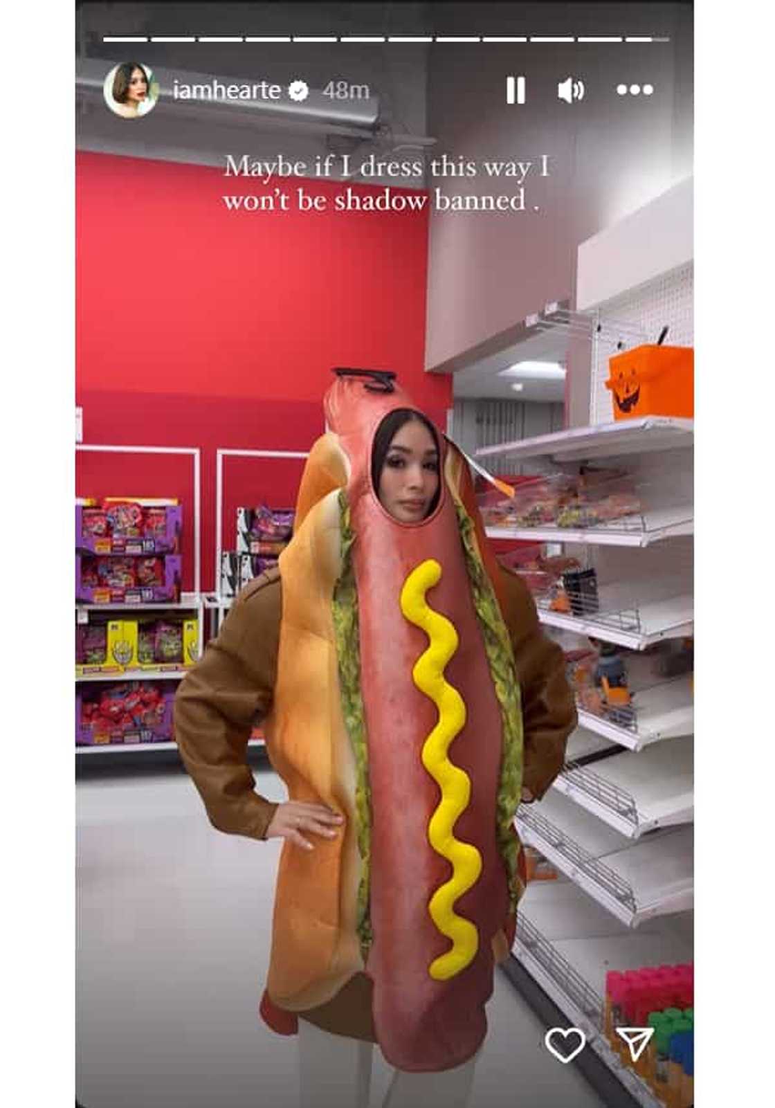 Video ni Heart Evangelista na inirarampa ang suot na hotdog sandwich costume, viral Video ni Heart Evangelista na inirarampa ang suot na hotdog sandwich costume, viral