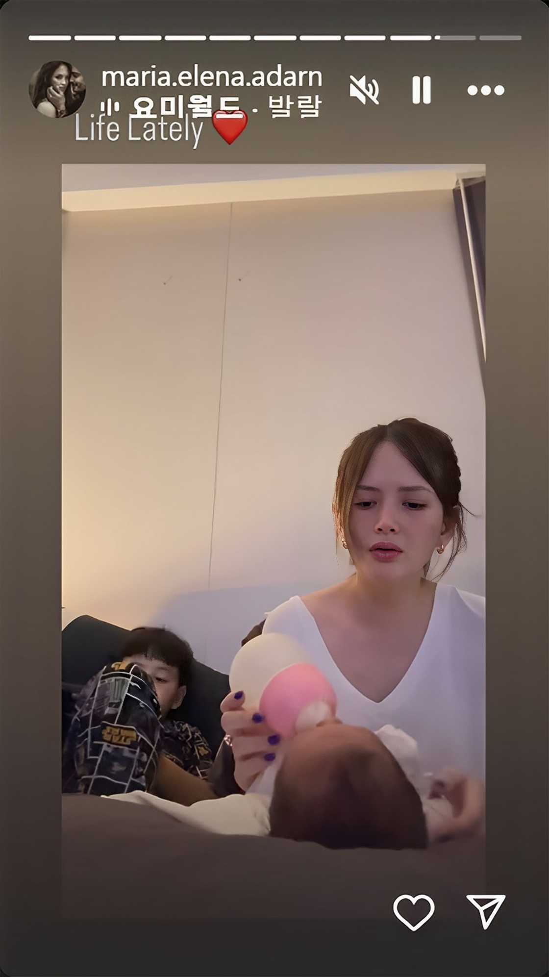 Ellen Adarna, shinare sa mga kanyang socmed followers ang kanyang “life lately” Ellen Adarna, shinare sa mga kanyang socmed followers ang kanyang “life lately”