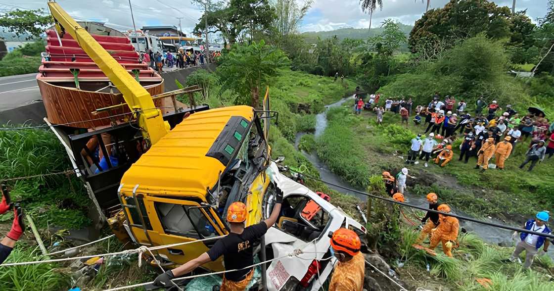 Massive road tragedy in Albay: Only two survive crash that killed 11 on UV express