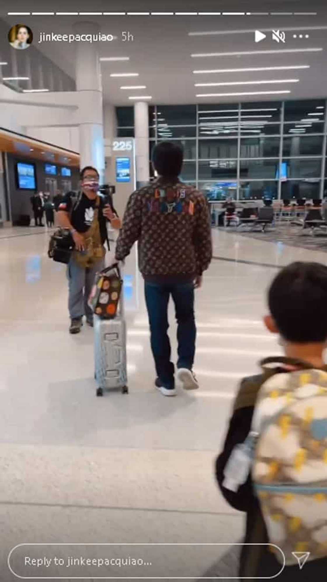 LV OOTD ni Sen. Manny Pacquiao sa airport, patok sa netizens