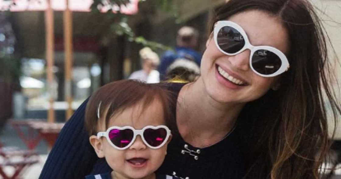 Video of Baby Dahlia walking towards her Mommy Anne Curtis goes viral Video of Baby Dahlia walking towards her Mommy Anne Curtis goes viral