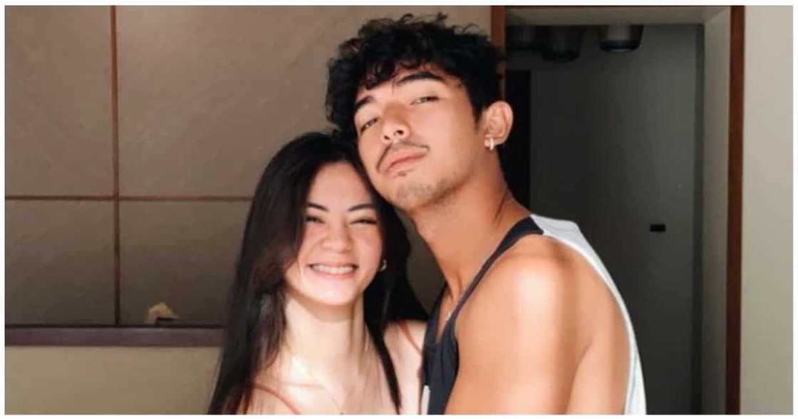 JaMill, nadagdagan pa ng 100,000 subscribers sa YouTube sa kabila ng kontrobersiya JaMill, nadagdagan pa ng 100,000 subscribers sa YouTube sa kabila ng kontrobersiya