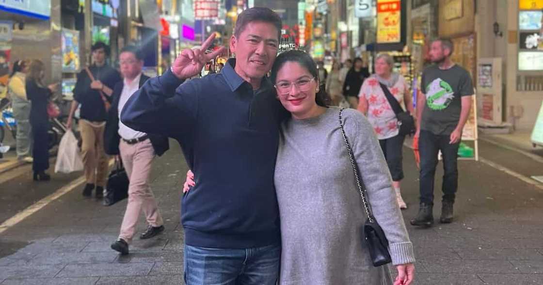 Helen Gamboa at baby nina Vic Sotto at Pauleen Luna na si Mochi, kinagiliwan dahil sa pic nila Helen Gamboa at baby nina Vic Sotto at Pauleen Luna na si Mochi, kinagiliwan dahil sa pic nila