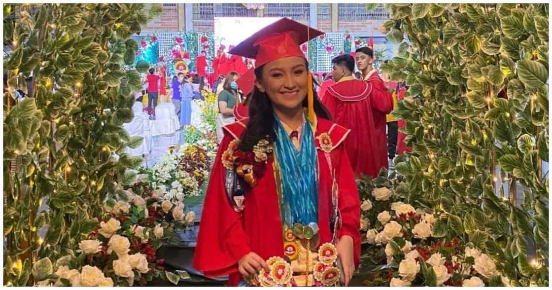 SHS student, nakatanggap ng 60 na mga award sa isang school year SHS student, nakatanggap ng 60 na mga award sa isang school year