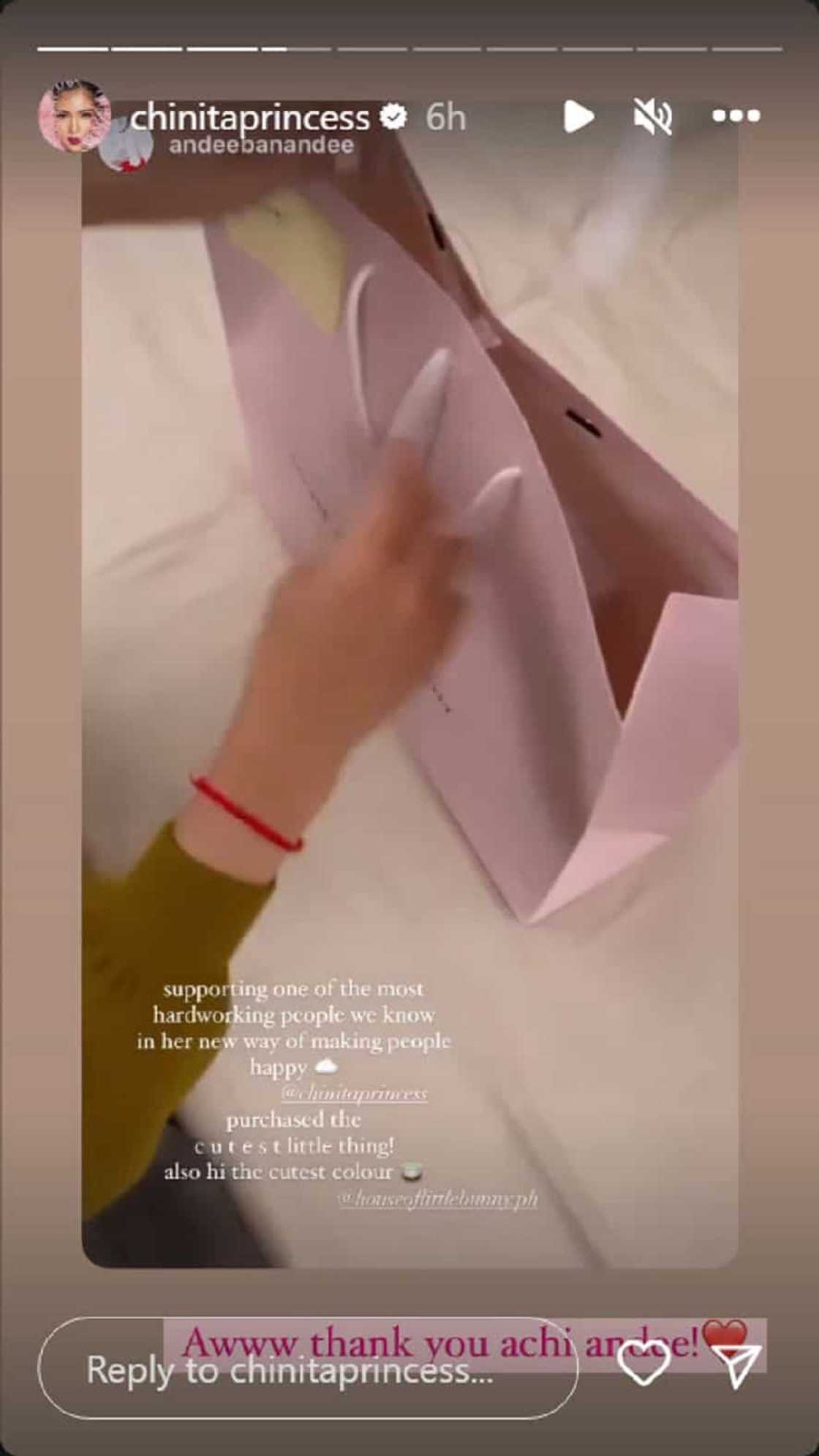 Kim Chiu, pinuri ng netizen dahil sa kasipagan: "One of the most hardworking people we know" Kim Chiu, pinuri ng netizen dahil sa kasipagan: "One of the most hardworking people we know"