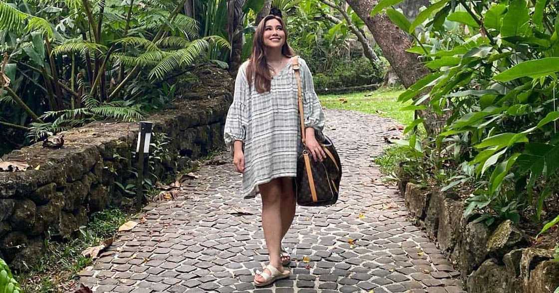 Moira dela Torre, naging palaisipan ang “10-minute version” niyang caption sa video; iniba lyrics ng “Malaya” Moira dela Torre, naging palaisipan ang “10-minute version” niyang caption sa video; iniba lyrics ng “Malaya”