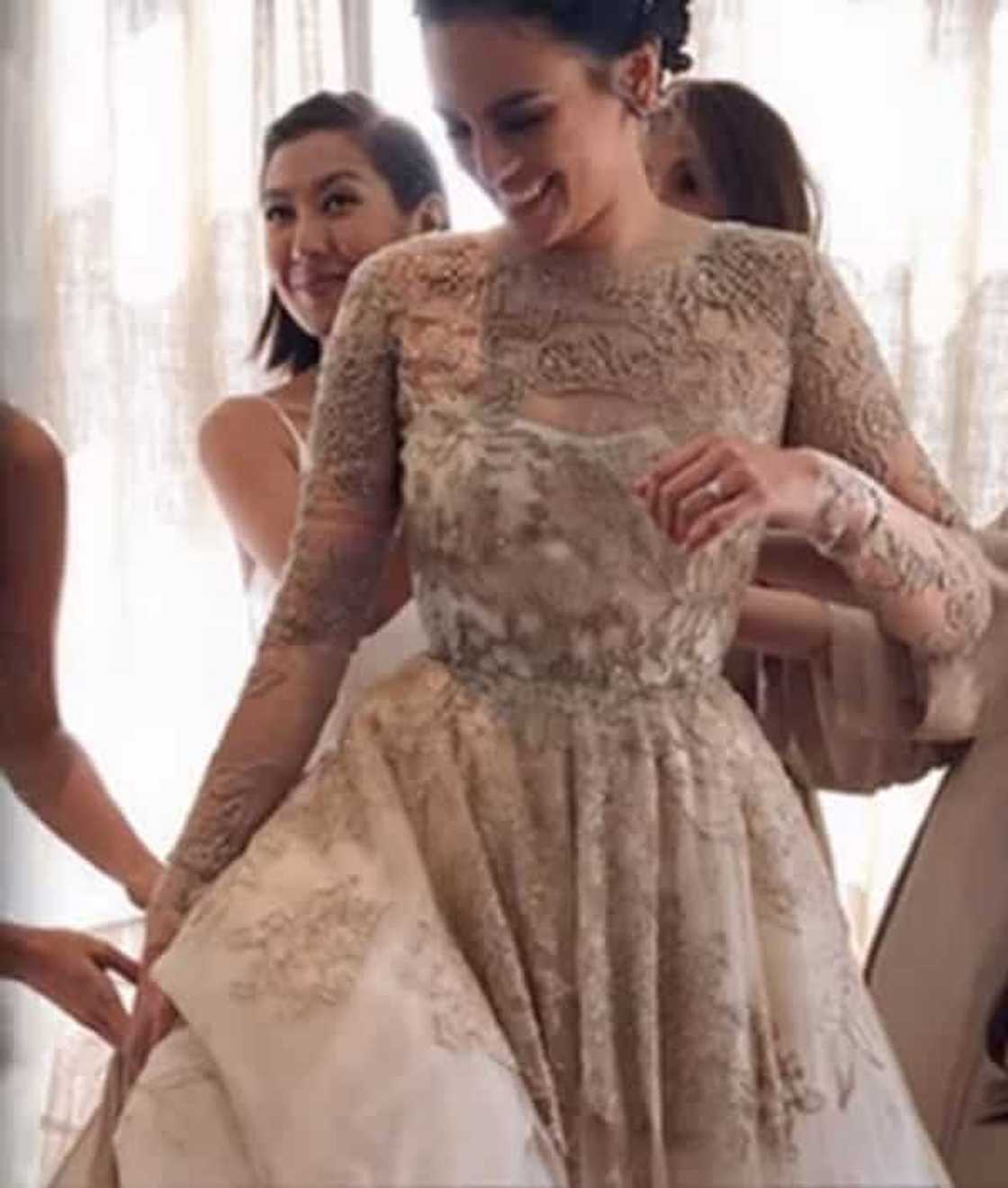 Tunay na mga kabogera! Most expensive wedding gowns worn by 'yayamanin' celebs in PH history Tunay na mga kabogera! Most expensive wedding gowns worn by 'yayamanin' celebs in PH history