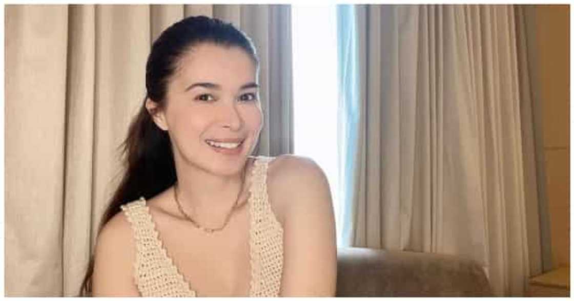 Sunshine Cruz responds to netizens questioning her loyalty to ABS-CBN: "freelance artist ako" Sunshine Cruz responds to netizens questioning her loyalty to ABS-CBN: "freelance artist ako"