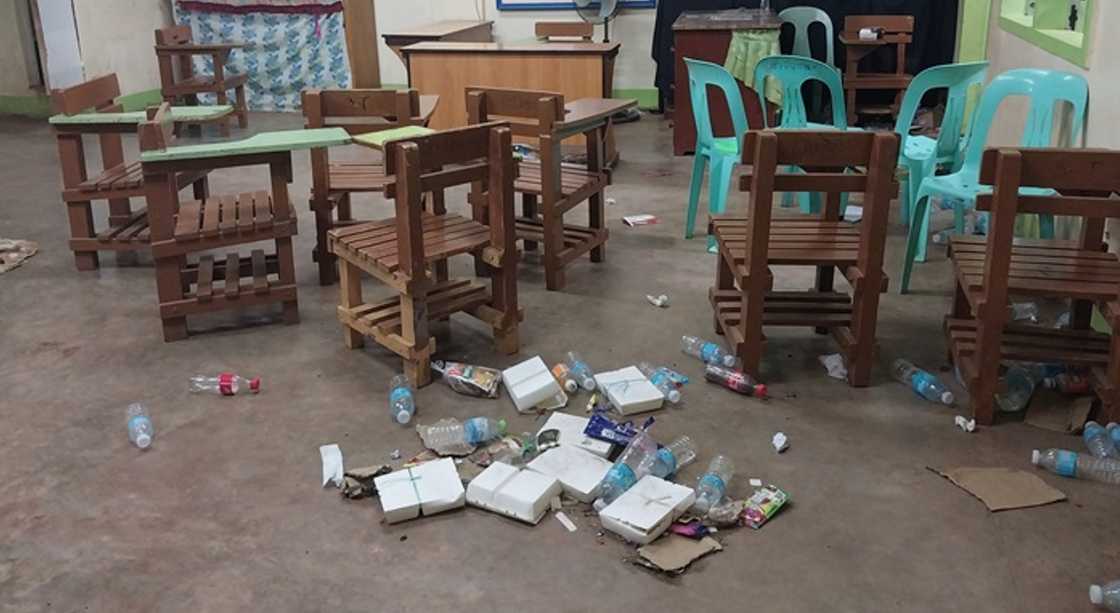Teacher, dismayado sa kalat na iniwan ng mga botante sa loob ng silid-aralan Teacher, dismayado sa kalat na iniwan ng mga botante sa loob ng silid-aralan
