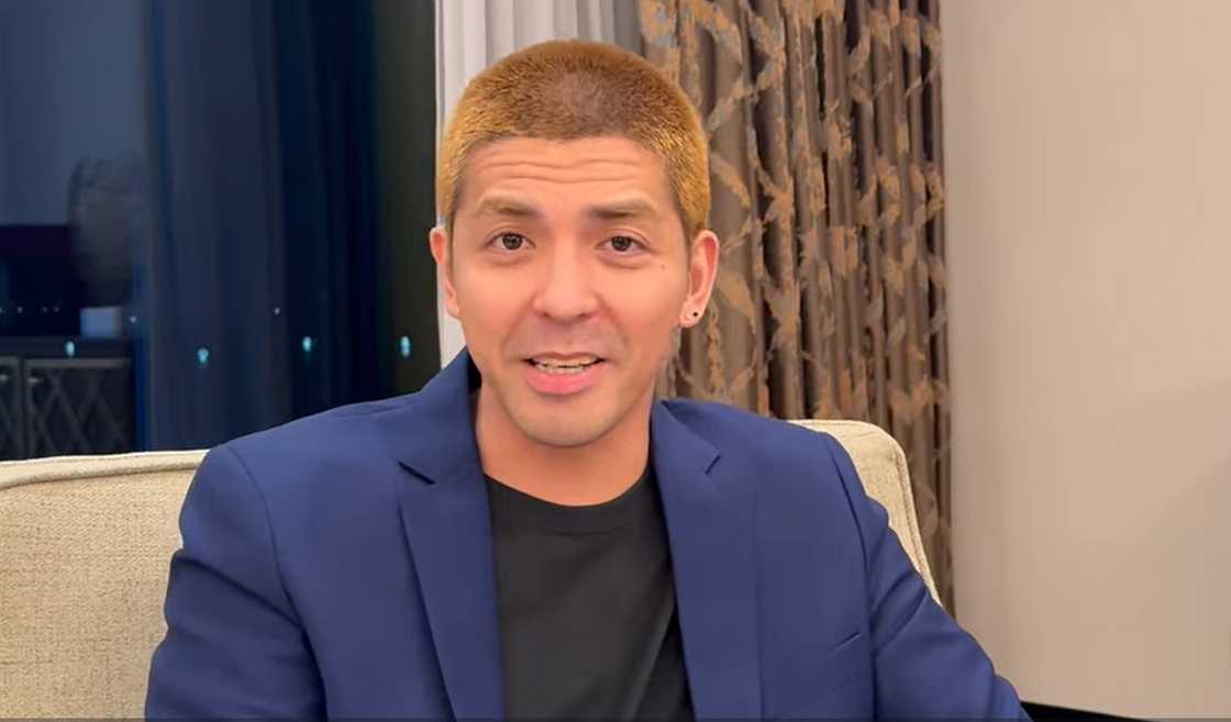 Mark Herras, may paglilinaw: "Wala namang masama magbigay ng bulaklak" Mark Herras, may paglilinaw: "Wala namang masama magbigay ng bulaklak"