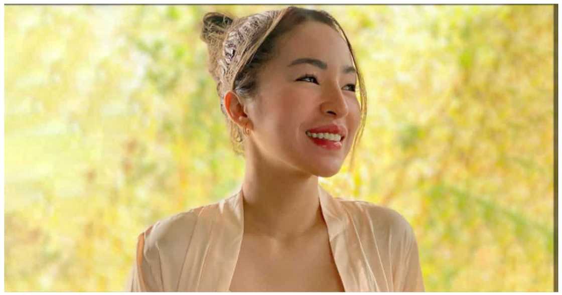 Jelai Andres, tuluyan nang nagsampa ng reklamo laban kay Jon Gutierrez Jelai Andres, tuluyan nang nagsampa ng reklamo laban kay Jon Gutierrez