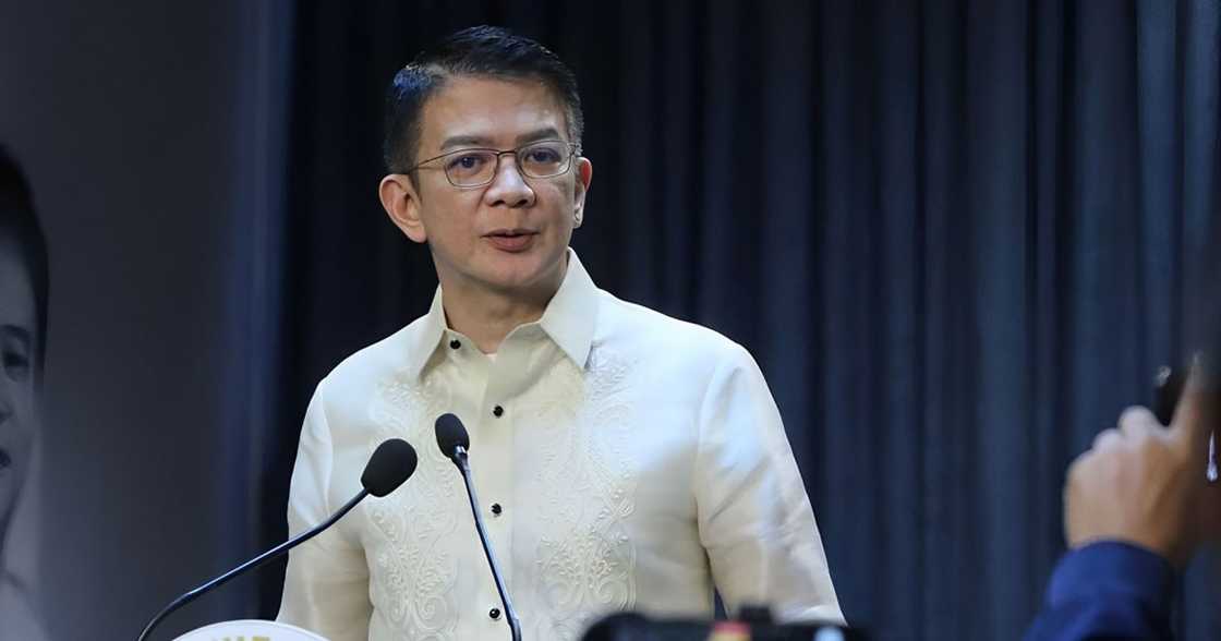 Sen. Chiz Escudero, hiniling pagkalma ng lahat sa gitna ng usap-usapan na babawasan ang PH holidays Sen. Chiz Escudero, hiniling pagkalma ng lahat sa gitna ng usap-usapan na babawasan ang PH holidays