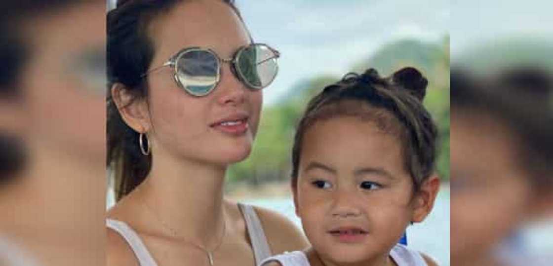 Video ni Elias Modesto na masakit ang tingin sa robot, viral: "Takot din pala" Video ni Elias Modesto na masakit ang tingin sa robot, viral: "Takot din pala"