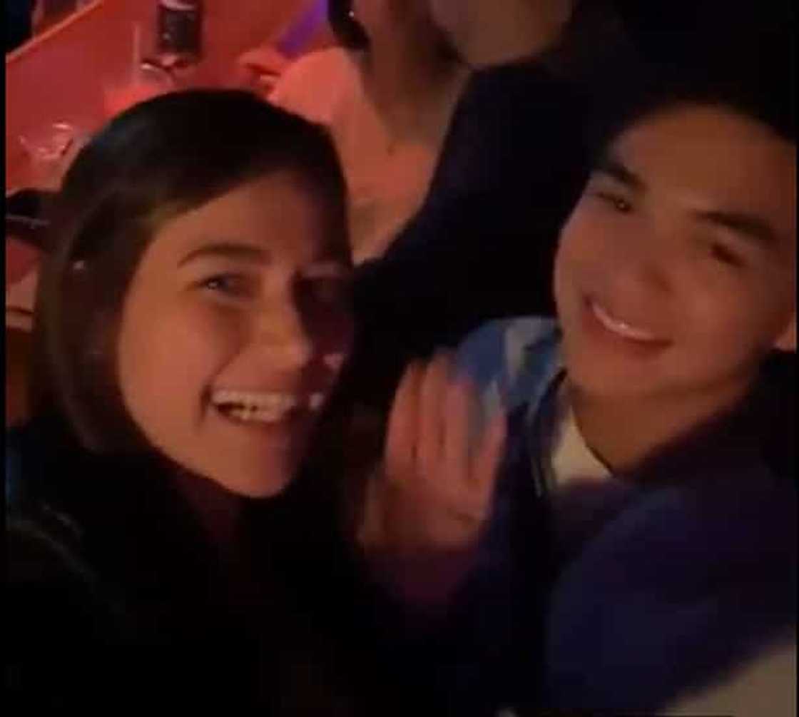 Bea Alonzo, tumanggap ng matamis na halik mula kay Dominique Roque Bea Alonzo, tumanggap ng matamis na halik mula kay Dominique Roque