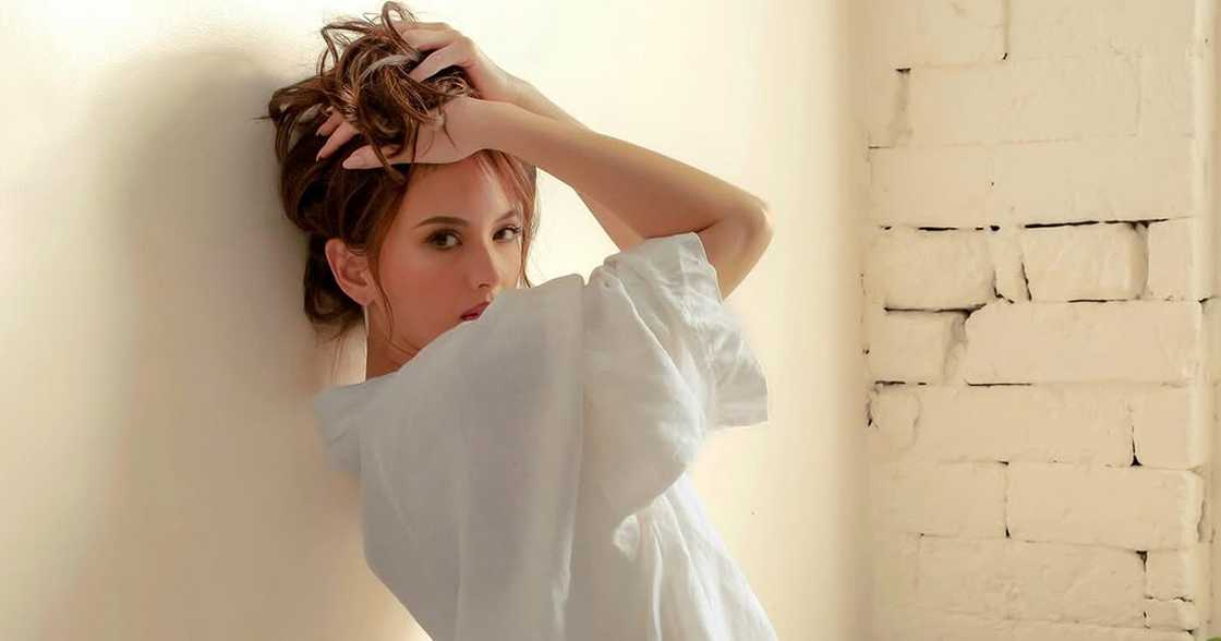 Ellen Adarna, nag-joke na gusto niya ginawa ni Lindsay Lohan sa kanyang mukha Ellen Adarna, nag-joke na gusto niya ginawa ni Lindsay Lohan sa kanyang mukha