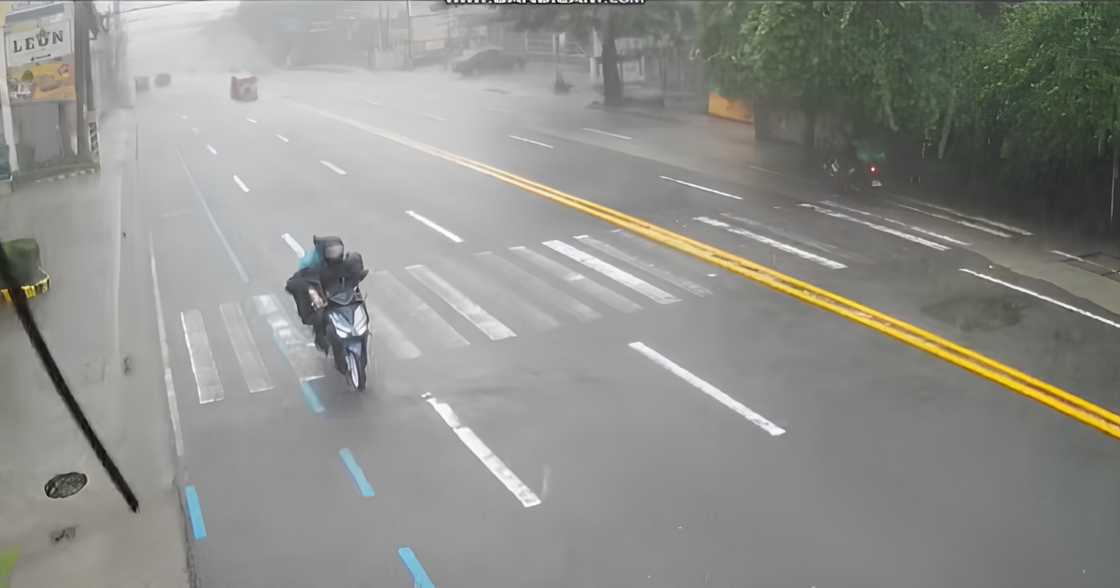 delivery rider delivery rider