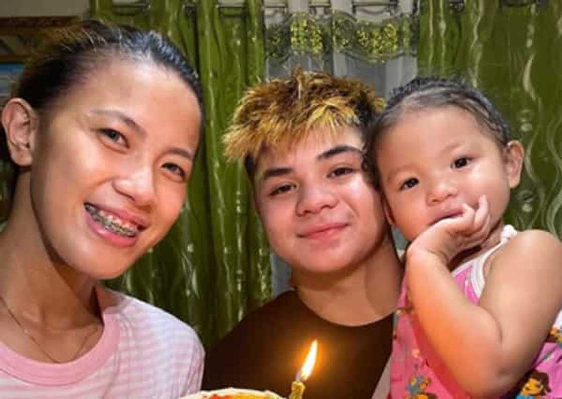 Bugoy Cariño, umalma sa mga negatibong komento kay EJ Laure Bugoy Cariño, umalma sa mga negatibong komento kay EJ Laure