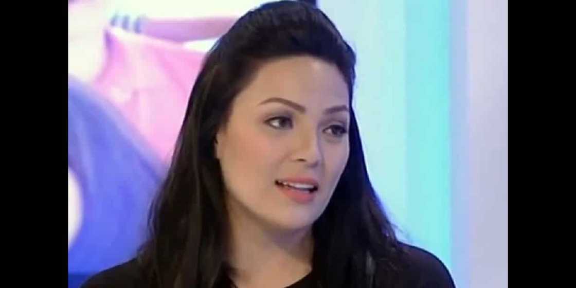 KC Concepcion, pinasilip ang pa-surprise nila sa inang si Sharon Cuneta KC Concepcion, pinasilip ang pa-surprise nila sa inang si Sharon Cuneta