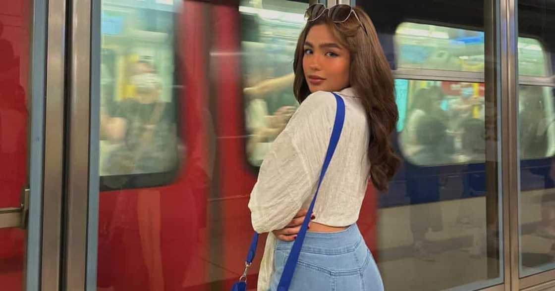 Andrea Brillantes, aminadong todo siyang magmahal: "Actually bakla din akong magmahal" Andrea Brillantes, aminadong todo siyang magmahal: "Actually bakla din akong magmahal"
