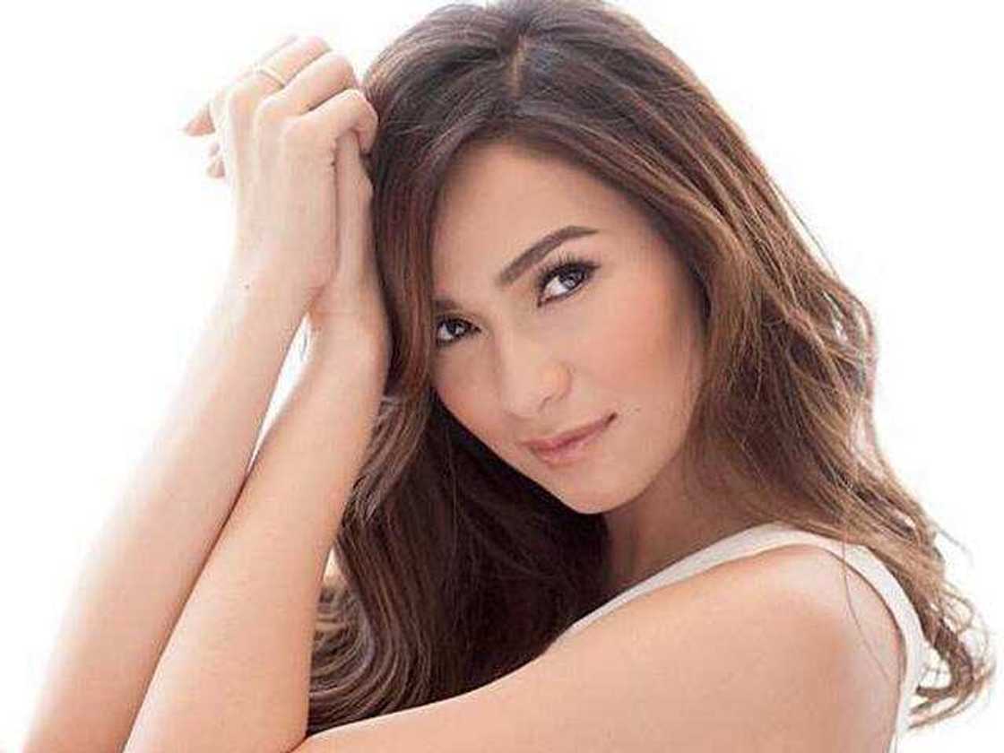 10 Filipino celebrities and their humble beginnings 10 Filipino celebrities and their humble beginnings