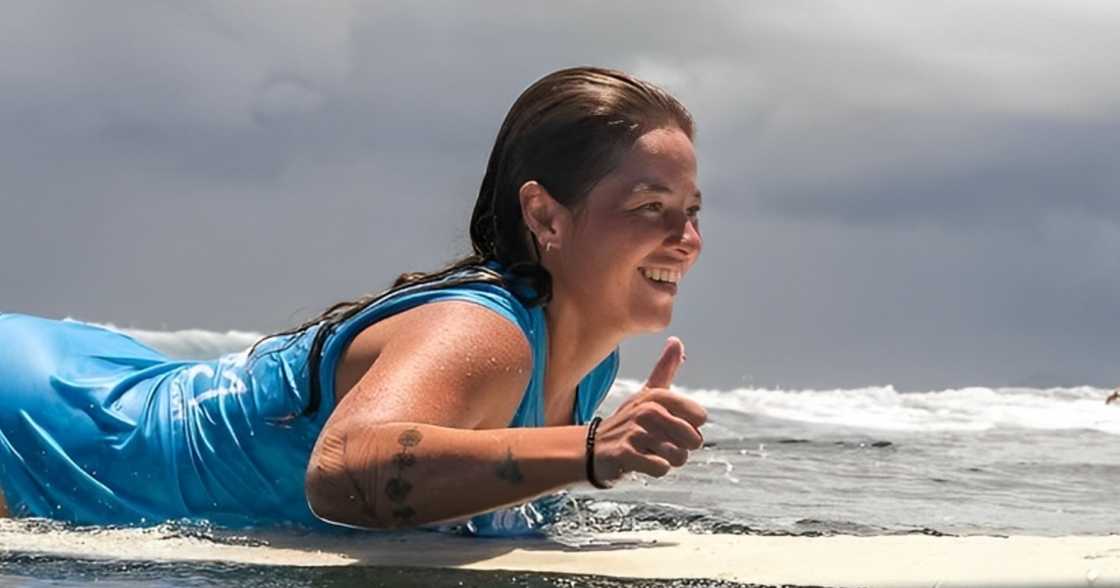 Andi Eigenmann, nasungkit ang 6th place sa sinalihang surfing competition sa Siargao Andi Eigenmann, nasungkit ang 6th place sa sinalihang surfing competition sa Siargao