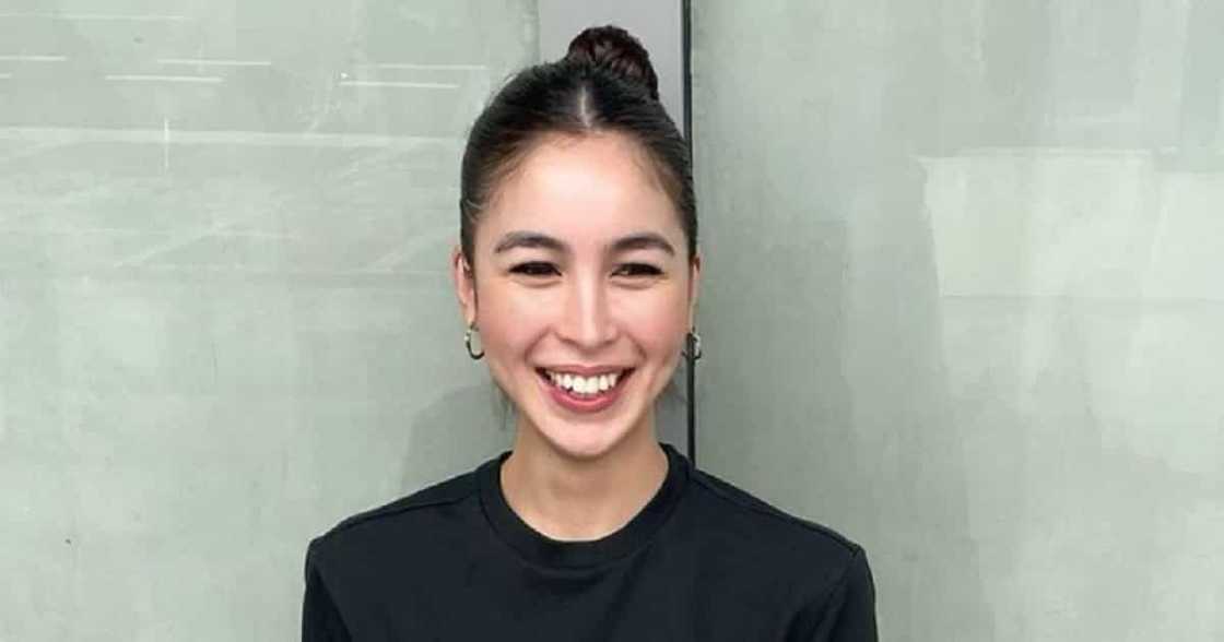 Julia Barretto (@juliabarretto) Julia Barretto (@juliabarretto)