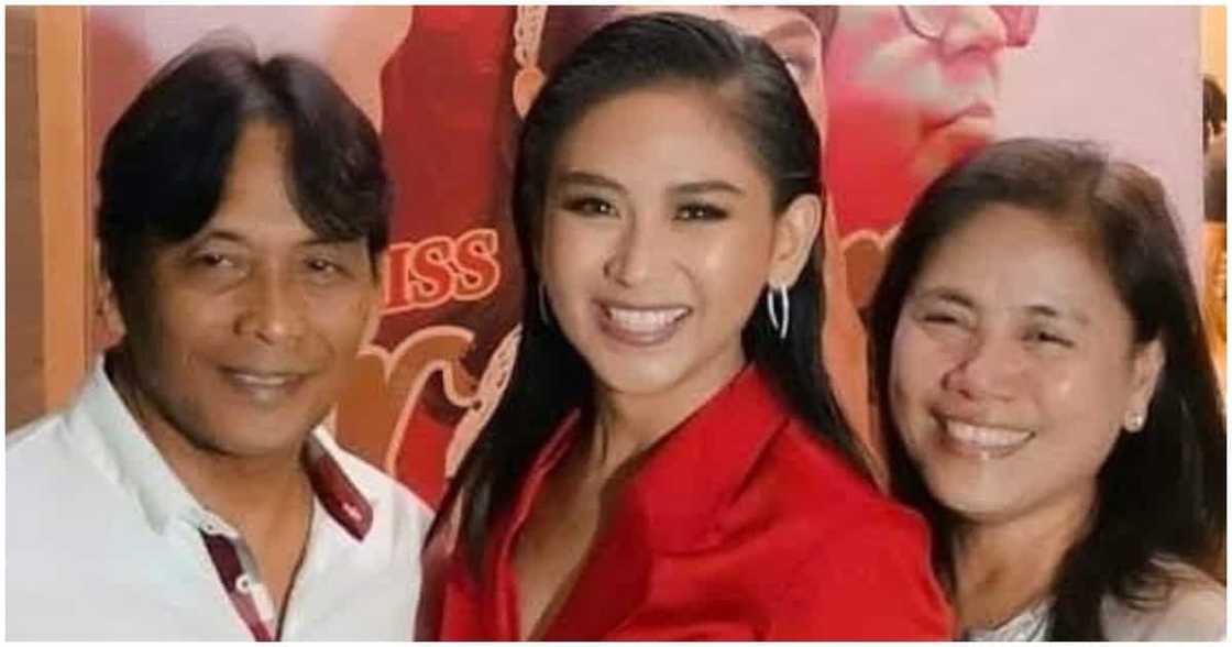 Cristy Fermin, inalala ang panahong kasama pa ni Mommy Divine si Sarah Geronimo Cristy Fermin, inalala ang panahong kasama pa ni Mommy Divine si Sarah Geronimo