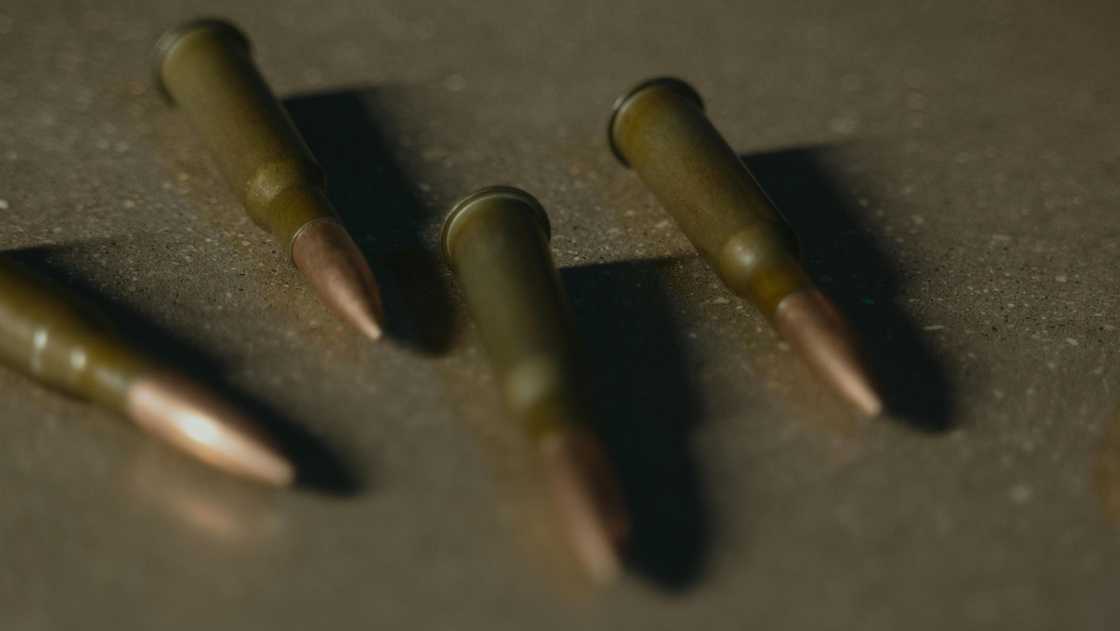 Babaeng pasahero, nahulihan umano ng apat na bala sa Mactan-Cebu International Airport Babaeng pasahero, nahulihan umano ng apat na bala sa Mactan-Cebu International Airport