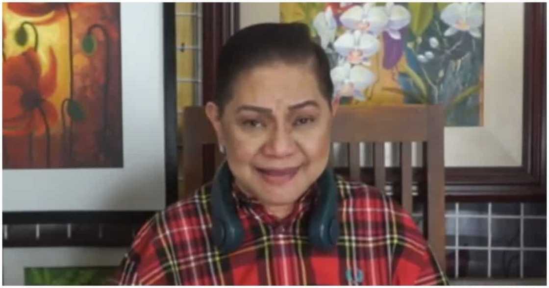 Cristy Fermin sa lumabas na larawan nina Diego at Barbie; "Mga batang pag-ibig kasi ito" Cristy Fermin sa lumabas na larawan nina Diego at Barbie; "Mga batang pag-ibig kasi ito"