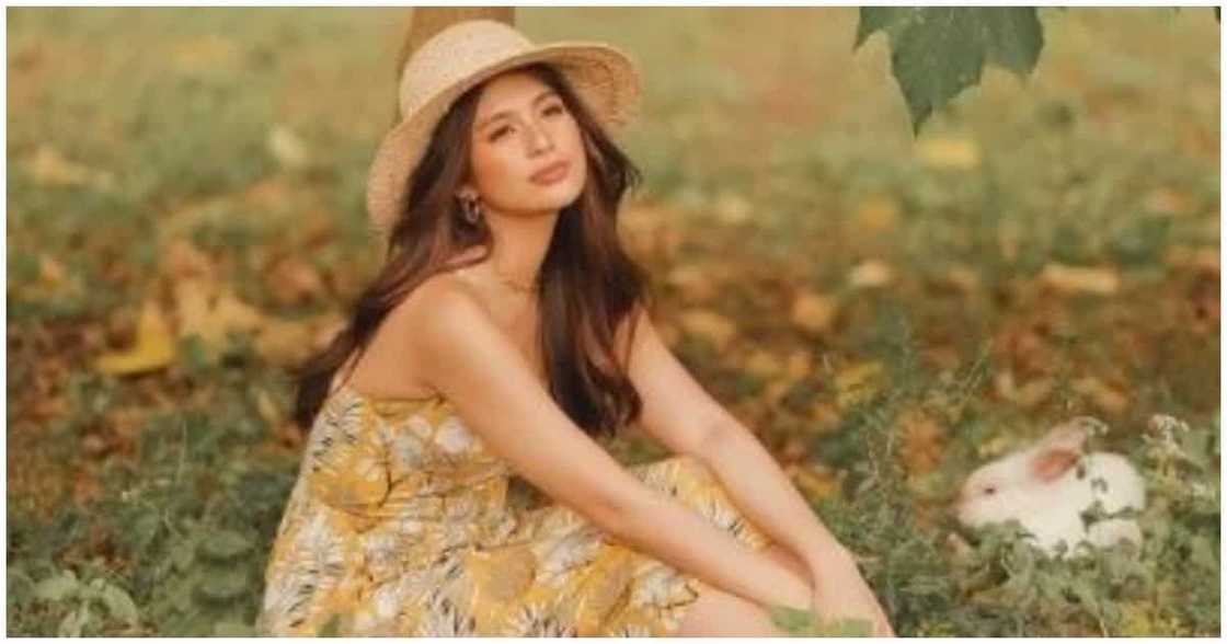Kapuso actress Gabbi Garcia, nakiisa na rin sa viral na community pantry Kapuso actress Gabbi Garcia, nakiisa na rin sa viral na community pantry