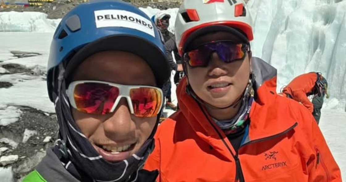 2 pang Pinoy mountaineers, tagumpay na naakyat ang tuktok ng Mt. Everest 2 pang Pinoy mountaineers, tagumpay na naakyat ang tuktok ng Mt. Everest