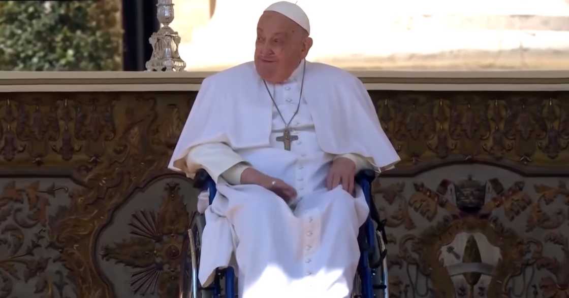 Pope Francis, muling nagpakita sa publiko matapos maospital (Screenshot from Vatican Media) Pope Francis, muling nagpakita sa publiko matapos maospital (Screenshot from Vatican Media)