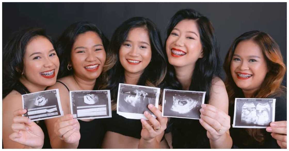 Limang magkakabarkada, nagulat nang malamang sabay-sabay pala silang nagbubuntis Limang magkakabarkada, nagulat nang malamang sabay-sabay pala silang nagbubuntis