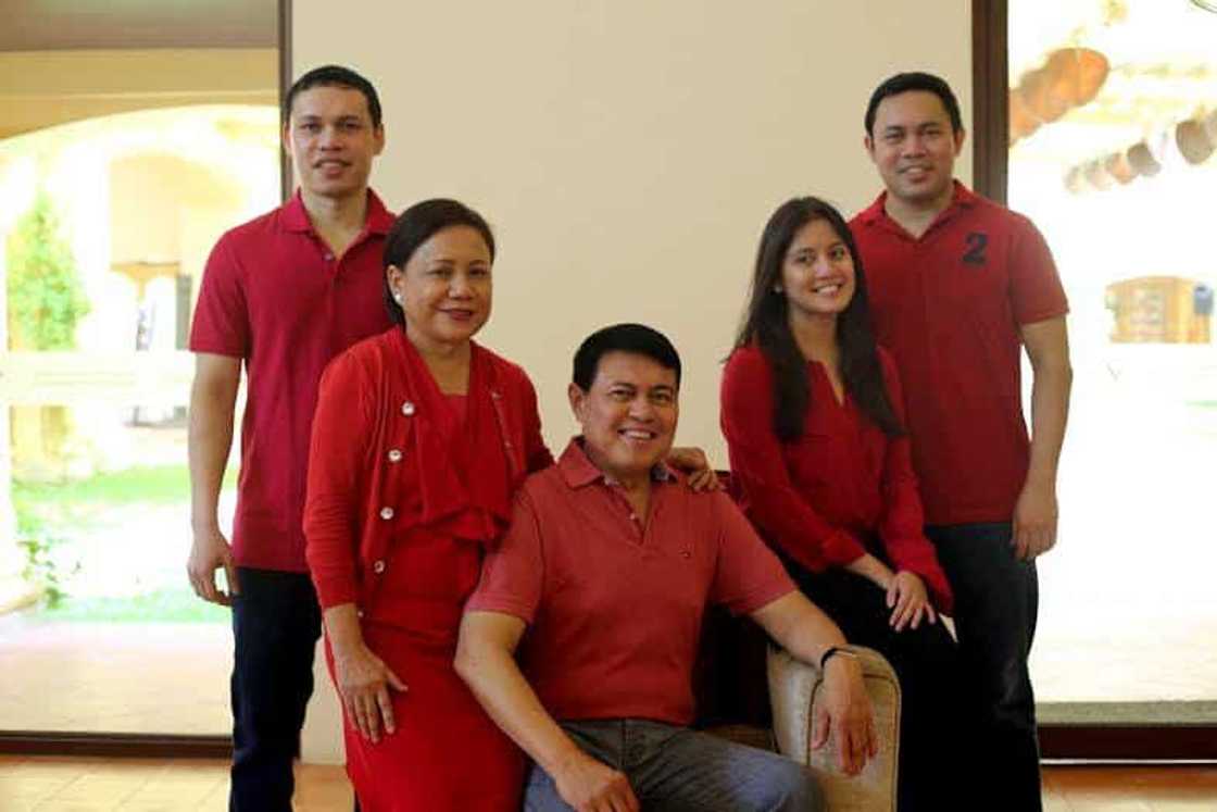 Cynthia Villar net worth Cynthia Villar net worth