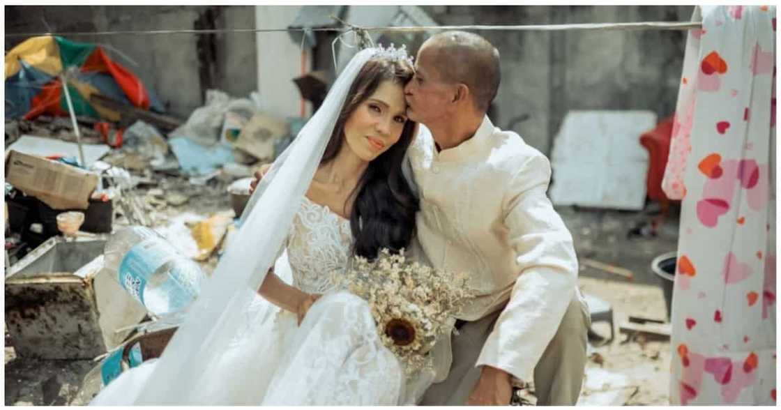 Bonggang prenup photoshoot ng magkasintahang nangangalakal, viral Bonggang prenup photoshoot ng magkasintahang nangangalakal, viral