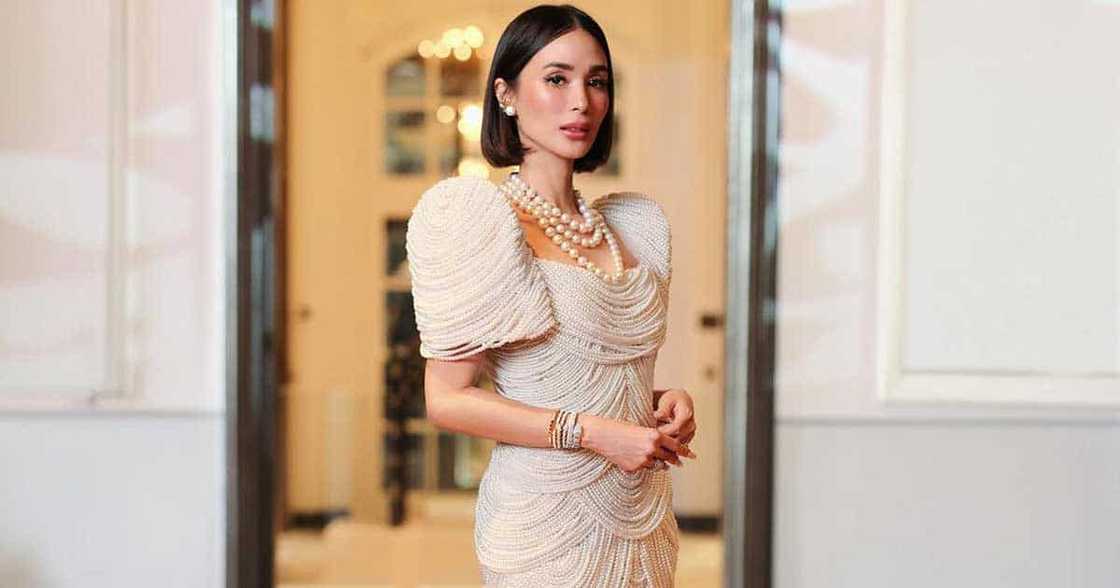 Heart Evangelista, ibinida isang sumisikat na New York-based Pinay hairstylist: “Woot-woot!” Heart Evangelista, ibinida isang sumisikat na New York-based Pinay hairstylist: “Woot-woot!”