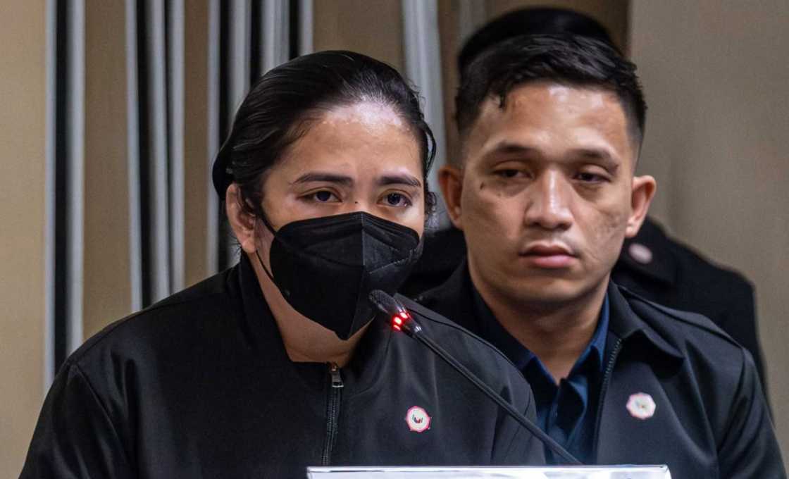 Emosyonal na tiyahin ni Alyas Nash, nagsalita sa pagdinig ng Senado Emosyonal na tiyahin ni Alyas Nash, nagsalita sa pagdinig ng Senado
