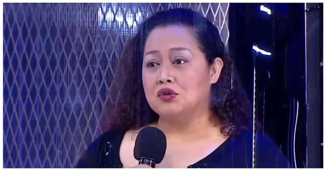 Misis, inaalagaan pa rin ang dating asawa na may leukemia kahit hiwalay na sila Misis, inaalagaan pa rin ang dating asawa na may leukemia kahit hiwalay na sila