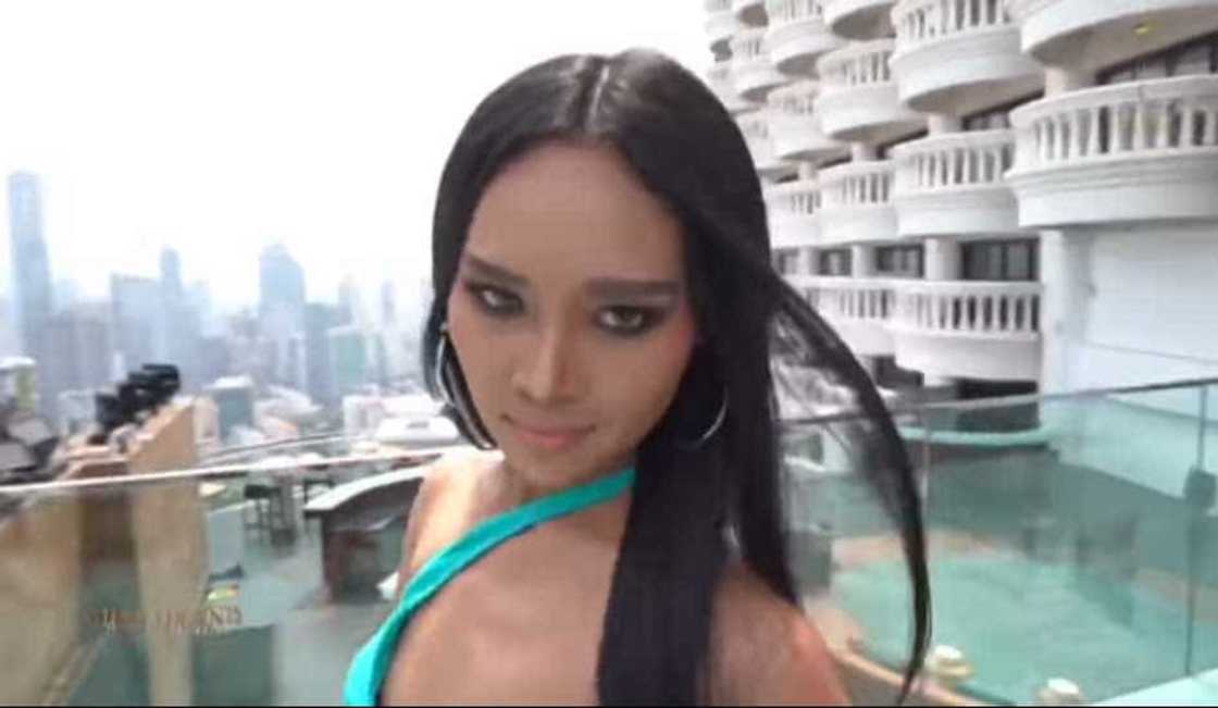Ms. Myanmar in Miss Grand International 2020 swimwear experiences wardrobe malfunction Ms. Myanmar in Miss Grand International 2020 swimwear experiences wardrobe malfunction