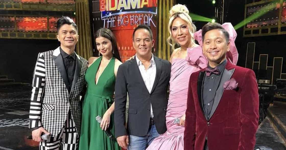 Christy Fermin, hindi naniniwala sa mga sinabi ni Direk Bobet sa LOL: "Siya ang unang tumalon" Christy Fermin, hindi naniniwala sa mga sinabi ni Direk Bobet sa LOL: "Siya ang unang tumalon"