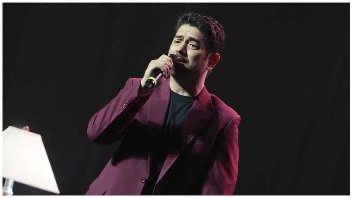 Ogie Diaz, nakausap si Ian Veneracion: "Nakaganda pa yata yung nasulat sa kanya" Ogie Diaz, nakausap si Ian Veneracion: "Nakaganda pa yata yung nasulat sa kanya"