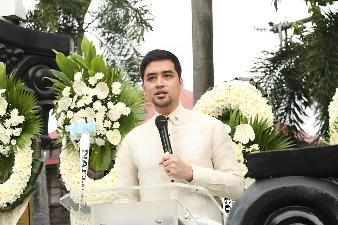 Mayor Vico, hindi aware na nali-link kay Catriona; abala sa trabaho Mayor Vico, hindi aware na nali-link kay Catriona; abala sa trabaho