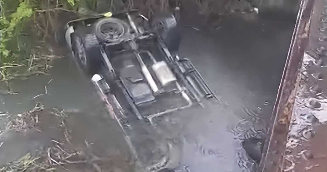 Businessman dies after pickup truck plunges off bridge in Pangasinan