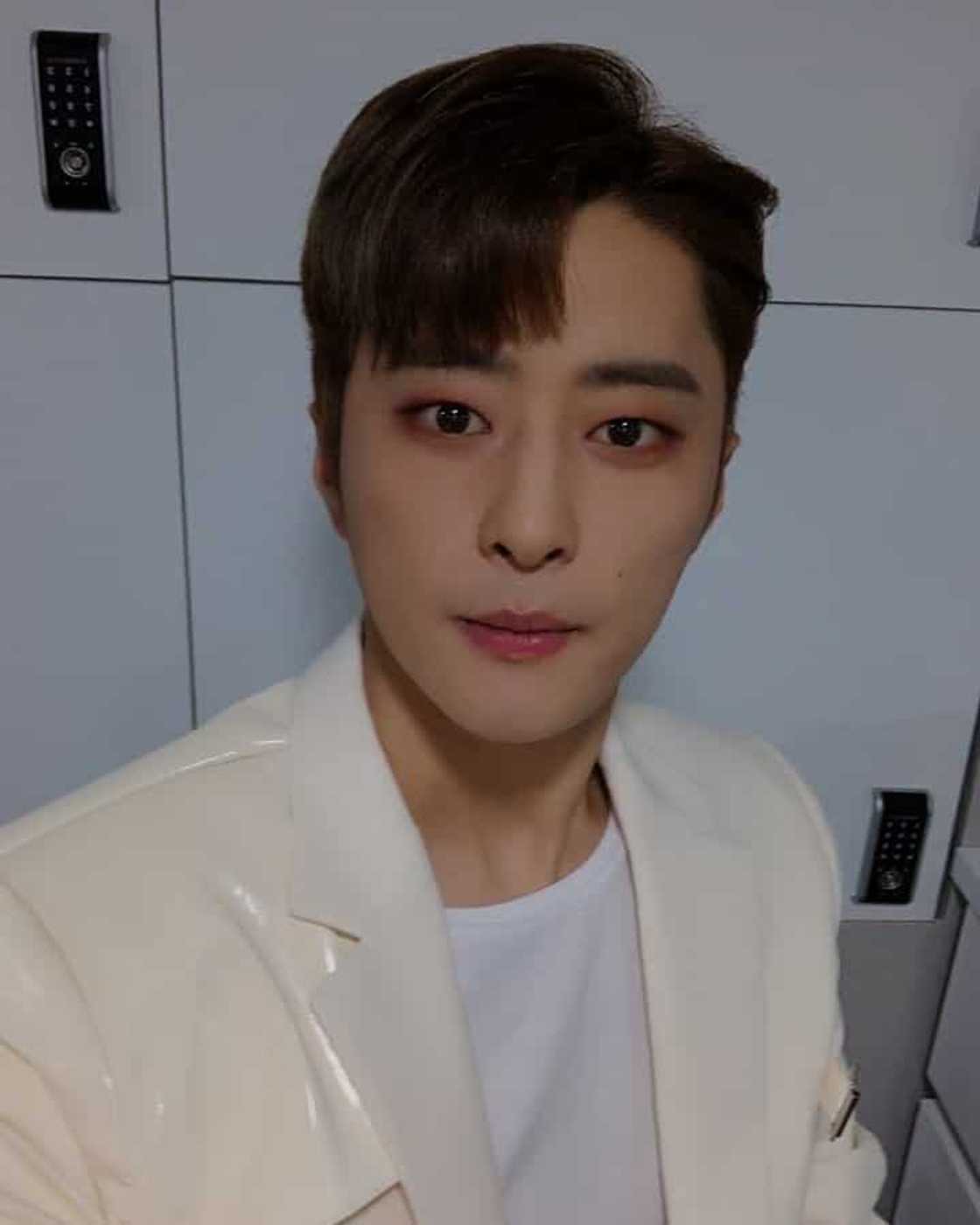 KARD members J.seph KARD members J.seph